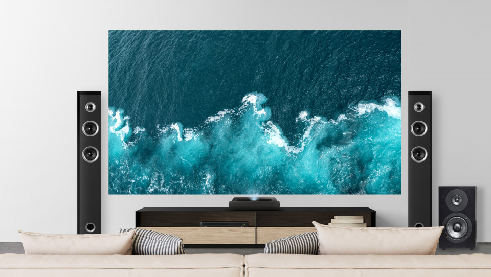 ViewSonic X2000B-4K 4K HDR Ultra Short Throw Smart Laser Projector